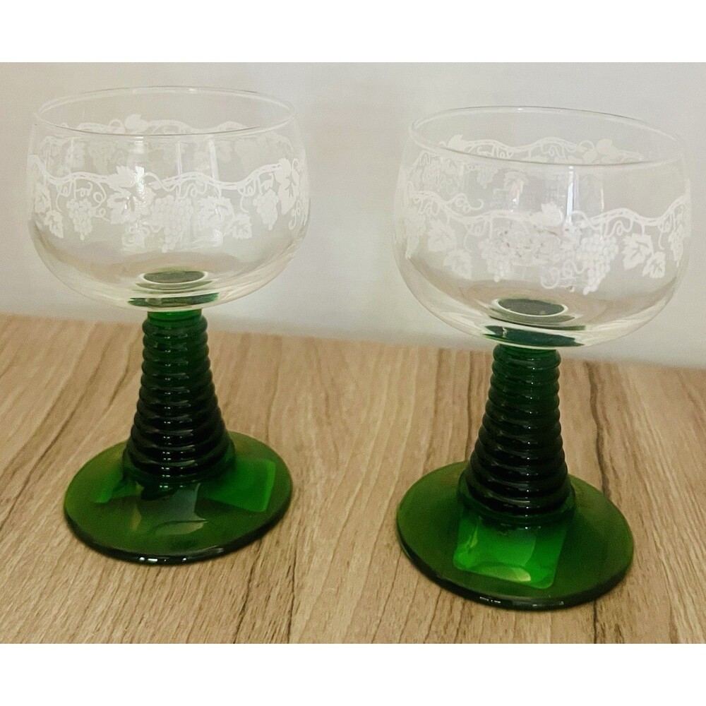 2 Schmitt Sohne Roemer Wine Glasses Green Beehive Stem West Germany.         154